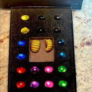 Vintage Joan Rivers Classics Collection Gold Clip-On Earrings